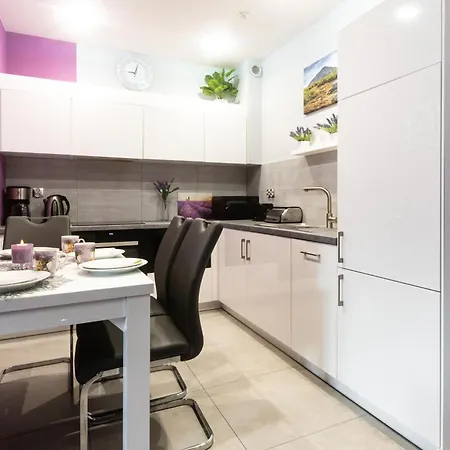 アパート Lawendowy Z Garazem, Tarasem I Widokiem Na Sniezke Triventi